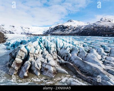 Luftaufnahme von speziellen Eisstrukturen, die im Svinafellsjokull-Gletscher nach der globalen Erwärmung entstanden sind, Island, Polarregionen Copyright: Carlox Stockfoto