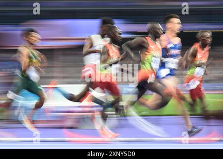 Saint Denis, Frankreich. August 2024. Olympische Spiele, Paris 2024, Leichtathletik, Stade de France, 10.000 m, Männer, die Athleten in Aktion. Quelle: Sven Hoppe/dpa/Alamy Live News Stockfoto