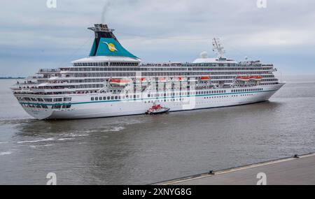 Kreuzfahrtschiff Artania in Columbuskaje, Bremerhaven, Wesermündung, Weser, Nordseeküste, Bundesland Bremen, Deutschland Stockfoto