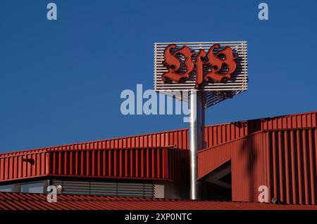 VfB Stuttgart, Büro, Clubhaus, Logo, Wappen, Stuttgart, Baden-Württemberg, Deutschland Stockfoto