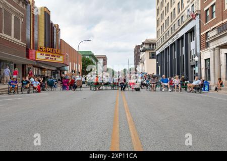 Das 5. Jährliche Old Couch Music fest im Capitol Theater in Burlington, Iowa Stockfoto