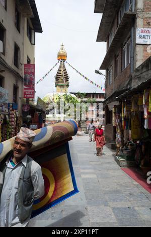 Straßenszene in Kathmandus Altstadt Stockfoto