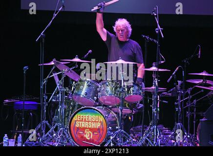 Sc. August 2024. Jefferson Starship, Donny Baldwin auf der Bühne für Dave Masons Traffic Jam in Concert mit Jefferson Starship, Peace Concert Hall, Greenville, SC, 02. August, 2024. Quelle: Derek Storm/Everett Collection/Alamy Live News Stockfoto