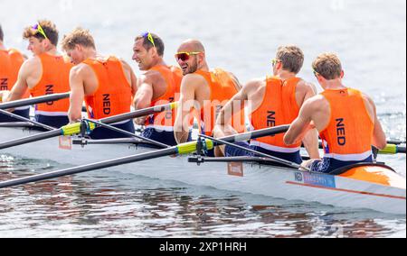 VAIRES-SUR-MARNE - Ruderer von Gert-Jan van Doorn, Jacob van de Kerkhof, Jan van der bij, Mick Makker, Olav Molenaar, Ralf Rienks, Ruben Knab, Sander de Graaf und Coxswain Dieuwke Fetter während der letzten M8+ beim Olympischen Ruderturnier während der Olympischen Spiele in der französischen Hauptstadt. ANP IRIS VAN DEN BROEK Stockfoto