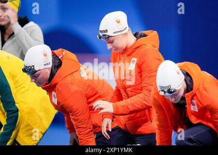 Nanterre, Frankreich. August 2024. NANTERRE, FRANKREICH - 3. AUGUST: Tessa Giele aus den Niederlanden, TEs Schouten aus den Niederlanden, Maaike de Waard aus den Niederlanden, bevor sie am 3. August 2024 in Nanterre in der Medley Relay der Frauen (4 x 100 m) an Tag 8 der Olympischen Spiele Paris 2024 teilnahmen. (Foto: Rene Nijhuis/BSR Agency) Credit: BSR Agency/Alamy Live News Stockfoto