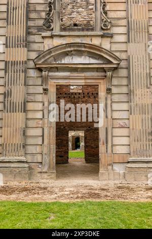 Die Sutton Scarsdale Hall in der Nähe von Chestefield, Derbyshire, wurde zwischen 1724 und 1729 im Barockstil für den 4. Earl of Scarsdale erbaut. Im Jahr 1919 Stockfoto