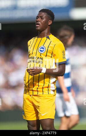 August 2024; Loftus Road Stadium, Shepherds Bush, West London, England; Fußballbegeisterte vor der Saison, Queens Park Rangers gegen Brighton und Hove Albion; Ibrahim Osman von Brighton &amp; Hove Albion Credit: Action Plus Sports Images/Alamy Live News Stockfoto