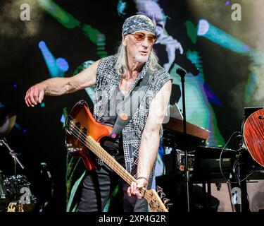 Roger Glover von Deep Purple trat am 2. August 2024 live in Norwegen auf Stockfoto