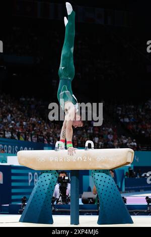 PARIS, FRANKREICH. August 2024. Rhys McClenaghan vom Team Ireland tritt am 8. Tag der Olympischen Spiele 2024 in der Bercy Arena in Paris an. Quelle: Craig Mercer/Alamy Live News Stockfoto
