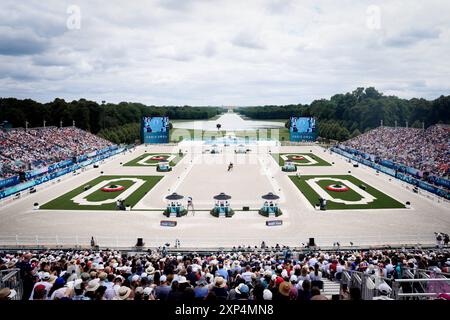 Paris, Frankreich. August 2024. Allgemeine Ansicht das Finale der Dressur-Mannschaft während der Olympischen Spiele 2024 in Château de Versailles, Frankreich am 3. August 2024. Foto: Julien Poupart/ABACAPRESS. COM Credit: Abaca Press/Alamy Live News Stockfoto