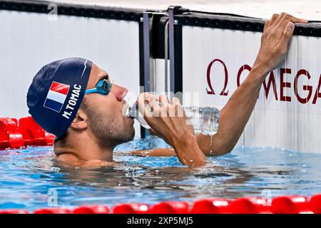 Paris, Frankreich. August 2024. Mewen Tomac aus Frankreich wärmt sich vor dem Schwimmen während der Olympischen Spiele 2024 in Paris (Frankreich) am 03. August 2024 auf. Quelle: Insidefoto di andrea staccioli/Alamy Live News Stockfoto