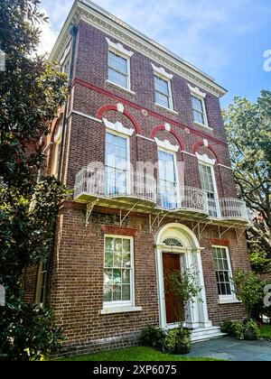 Eingangsfassade des Nathaniel Russell House in Charleston, SC Stockfoto