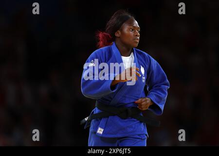 Paris, Frankreich. August 2024. Julien Mattia/Le Pictorium - Judo - Team Events - Paris 2024 - 04/08/2024 - France/Ile-de-France (Region)/Paris - Clarisse Agbegnenou (FRA) während des Finals der Judo Team Events bei den Olympischen Spielen in Paris zwischen Frankreich und Japan, im Grand Palais Ephemere, 3. August 2024 Credit: LE PICTORIUM/Alamy Live News Stockfoto