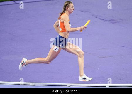 Paris, Frankreich. August 2024. Femke Bol aus den Niederlanden, Leichtathletik, 4 x 400 m Relay Mixed Final während der Olympischen Spiele Paris 2024 am 3. August 2024 im Stade de France in Saint-Denis, Frankreich Stockfoto