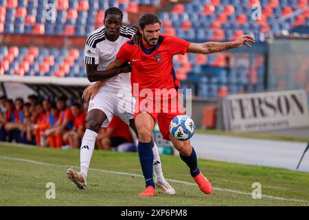 Cosenza, Italien. August 2024. 3. August 2024, Stadion San Vito-Marulla: Alessandro Caporale (6 Cosenza) in Aktion während des Freundschaftsspiels zwischen Cosenza und Foggia im Stadion San Vito-Marulla. (Francesco Farina/SPP) Francesco Farina/SPP (FRANCESCO FARINA/SPP) Credit: SPP Sport Press Photo. /Alamy Live News Stockfoto