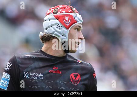 Rumpf, Großbritannien. August 2024. Das MKM Stadium, West Park, Hull, Humberside, East Yorkshire, August 2024. Betfred Super League Hull FC gegen St Helens Harry Roberson von St Helens RLFC Credit: Touchlinepics/Alamy Live News Stockfoto