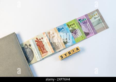 Syrische Währungsscheine in Wallet. Finanzkonzept. Stockfoto