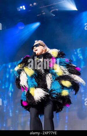 Oxfordshire, 3. August 2024, Alison Goldfrapp auf der Bühne beim Wilderness Festival in Cornbury Park, Credit: Lou Morris/Alamy Live News Stockfoto