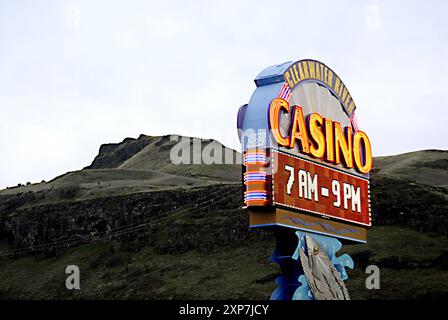 LEWISTON/IDAHO STATE/USA   Navtie american indian Chief Head Figue auf den lewiston Hills vom Native american Clear Water Casino im indianerreservat in Nez Perez Country vom 18. Dezember 2012 aus Stockfoto