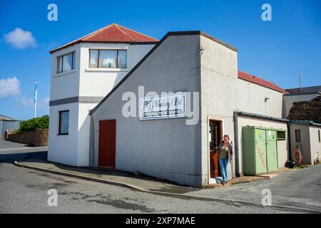 Whalsay ist die sechstgrößte der Shetlandinseln im Norden Schottlands. Bekannt als „The bonnie isle“ mit großer pelagischer Fischereiflotte Stockfoto