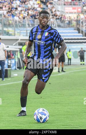 ISSIAKA KAMATE (INTER) während Pisa SC vs Inter - FC Internazionale, Freundschaftsfußballspiel in Pisa, Italien, 02. August 2024 Stockfoto