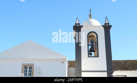 Historische Kirche von Cacela Velha altes Fischerdorf Igreja Matriz de Cacela Velha Algarve Portugal Stockfoto