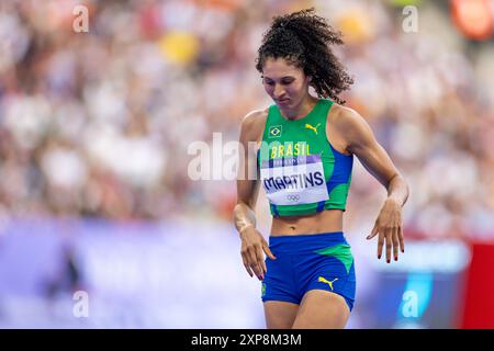 Paris, Brasilien. August 2024. FRANKREICH - PARIS - 08/04/2024 - PARIS 2024 OLYMPISCHE SPIELE, LEICHTATHLETIK - Valdileia Martins, vom Team Brasilien, zieht sich am 9. Tag der Olympischen Spiele 2024 im Stade de France am 2. August 2024 in Paris aus dem High Jump-Finale der Frauen zurück. Foto: Rodolfo Buhrer/AGIF Credit: AGIF/Alamy Live News Stockfoto