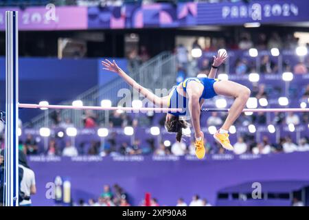 Saint Denis, Frankreich. August 2024. Yaroslava Mahuchikh (UKR), Leichtathletik, Hochspringfinale der Frauen während der Olympischen Spiele Paris 2024 am 4. August 2024 im Stade de France in Saint-Denis bei Paris, Frankreich - Foto Baptiste Autissier/Panorama/DPPI Media Credit: DPPI Media/Alamy Live News Stockfoto