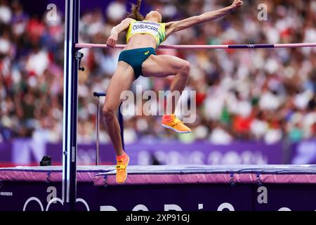 Paris, Frankreich, 4. August 2024. Nicola Olyslagers aus Australien springt beim Hochsprung der Frauen während der Olympischen Spiele 2024 in Paris am 4. August 2024 im Stade de France. Quelle: Pete Dovgan/Speed Media/Alamy Live News Stockfoto