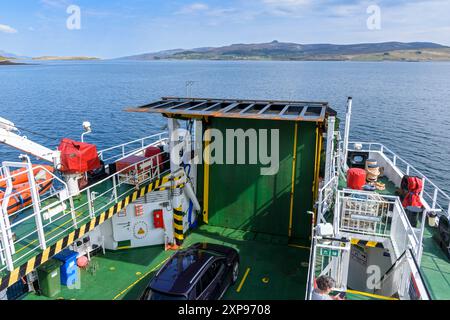 Auf der Fähre zur Isle of Raasay von Sconser auf der Isle of Skye, Schottland, Vereinigtes Königreich Stockfoto