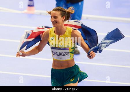 Paris, Frankreich. August 2024. Silbermedaillengewinner Nicola Olyslagers vom Team Australia feiert nach dem High Jump Finale der Frauen am 9. Tag der Olympischen Spiele 2024 in Paris, Frankreich, im Stade de France am 4. August 2024. Quelle: Saolab/Alamy Live News Stockfoto