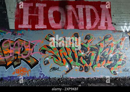 Die Ruinen von CFS Lac St. Denis, Québec, Kanada und seine Graffiti- und Bauschäden. Stockfoto