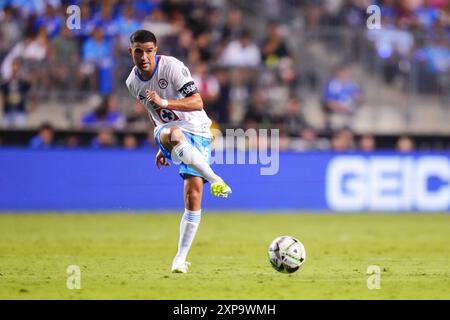 4. August 2024: Cruz Azul Mittelfeldspieler Ignacio Rivero (15) übergibt den Ball in der ersten Hälfte eines Liga-Cup-Spiels gegen die Philadelphia Union im Subaru Park in Chester, Pennsylvania. Kyle Rodden/CSM Stockfoto