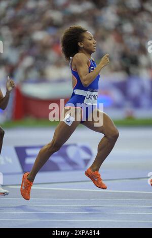 Paris, Frankreich. August 2024. Renelle Lamote (FRA) tritt 800 am 4. August 2024 bei den Olympischen Spielen in Paris 2024 im Stade de France in Saint-Denis an. Foto: Nicolas Gouhier/ABACAPRESS. COM Credit: Abaca Press/Alamy Live News Stockfoto