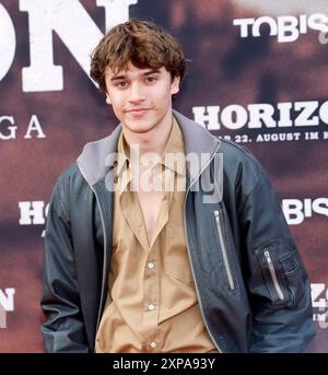 Frederic Balonier bei der Deutschlandpremiere von HORIZON im Zoo Palast Berlin. *** Frederic Balonier bei der deutschen Premiere von HORIZON im Zoo Palast Berlin Stockfoto