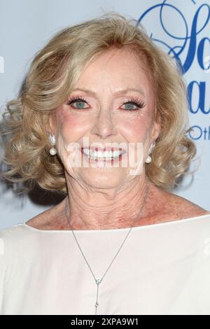 Burbank, USA. August 2024. LOS ANGELES - 2. August: Judith McConnell bei der „Santa Barbara“ 40th Anniversary Reunion im Colony Theater am 2. August 2024 in Burbank, CA (Foto: Katrina Jordan/SIPA USA) Credit: SIPA USA/Alamy Live News Stockfoto