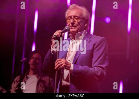 Englischer Musiker und Sänger. Anthony Fitzgerald, bekannt als Tony Christie, trat live auf der Bühne des Wickham Festivals auf. Er ist bekannt für seine Aufnahmen von „Is This the Way to“ (ist dies der Weg zu) Amarillo). (Foto: Dawn Fletcher-Park / SOPA Images/SIPA USA) Stockfoto