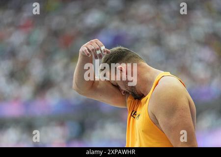 Saint Denis, Frankreich. August 2024. Olympische Spiele, Paris 2024, Leichtathletik, Stade de France, Diskuswurf, Männer, Qualifikation, Henrik Janssen aus Deutschland reagiert. Quelle: Michael Kappeler/dpa/Alamy Live News Stockfoto