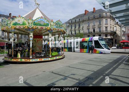 Frankreich, Angers, Straßenbahn Linie C, Place Ralliement // Frankreich, Angers, Straßenbahnlinie C, Place Ralliement Stockfoto