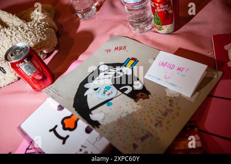 Asiatische Popfans bei Mika-Konzerten. Stockfoto