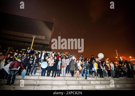 Asiatische Popfans bei Mika-Konzerten. Stockfoto