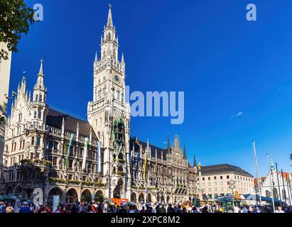 MÜNCHEN - 28. JULI 2024: Das neue Rathaus in München. Neues Rathaus in München. München Deutschland *** MÜNCHEN, DEUTSCHLAND 28. J Stockfoto