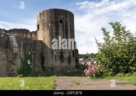 Das historische Schloss von Barnard Castle im Sommer, Barnard Castle, Teesdale, County Durham, Großbritannien Stockfoto