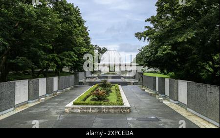 Manila Bay, Philippinen. August 2024: Das Pacific war Memorial auf Corregidor Island wurde 1968 von der Regierung der Vereinigten Staaten errichtet, um an philippinische und amerikanische Soldaten zu erinnern, die während des Zweiten Weltkriegs starben. Es war das erste amerikanische Monument auf philippinischem Boden, seit die USA die Unabhängigkeit des Landes anerkennen. Diese Woche besuchten die US-Außenminister den Archipel, um 500 Millionen US-Dollar an Militärhilfe zur Stärkung der Verteidigung von PH, zur Modernisierung der philippinischen Armee und Küstenwache anzukündigen. Sie unterstrichen den gegenseitigen Verteidigungsvertrag, der auf der historischen Allianz und Freundschaft beruhte. Quelle: Kevin Izorce/Alamy Live News Stockfoto