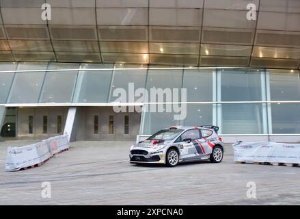 Hyundai I20 Rallyefahrzeug, gefahren von Daniel Sordo Castillo, Teilnahme an der 17. Cristian Lopez Rallye Palacio de Deportes Santander Cantabria Spanien Stockfoto