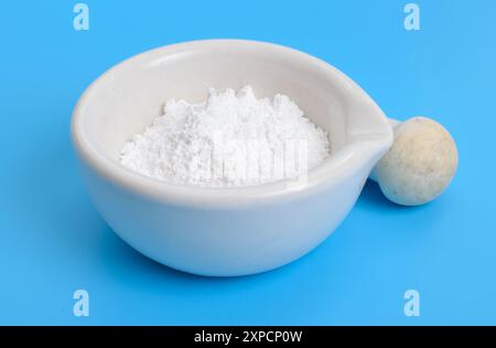 Magnesiumoxid MgO oder Magnesiumpulver. Stockfoto