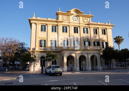 Gebäude der Hafenbehörde, Hafen von Malaga, Andalusien, Spanien. Stockfoto
