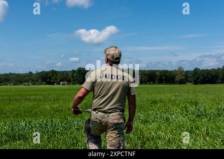 Leapfest ist eine vom National Guard Bureau gesponserte Veranstaltung, die 1982 von der 19th Special Forces Group entwickelt wurde. Es ist ein internationaler Fallschirmspringer Stockfoto