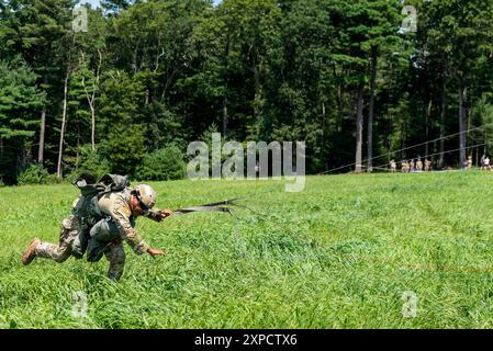 Leapfest ist eine vom National Guard Bureau gesponserte Veranstaltung, die 1982 von der 19th Special Forces Group entwickelt wurde. Es ist ein internationaler Fallschirmspringer Stockfoto