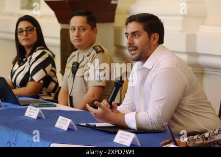 GYE GOVERNADOR VENEZOLANOS Guayaquil, Montag, 05. August 2024 der Gouverneur von Guayas, Vicente Auad, hält hinter verschlossenen Türen ein Treffen mit venezolanischen Bürgern ab. CÃ sar Munoz API Guayaquil Guayaquil Guayaquil Guayaquil Guayas Ecuador POL GYE GOVERNADOR VENEZOLANOS e9f8849edcc5ce6106d100326b08184f Copyright: xCÃ sarxMunozx Stockfoto